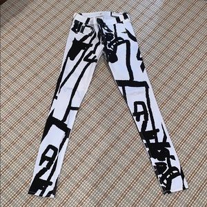 BRAND NEW RAG & BONE JEANS SIZE: 25